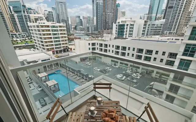 LUX The Modern Marina Suite 2 bed