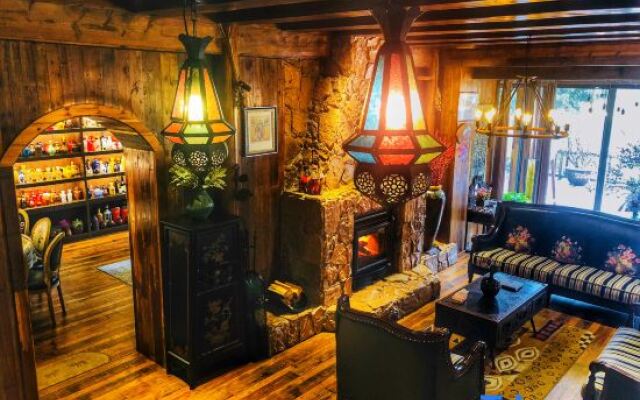 Zuoyun B&B