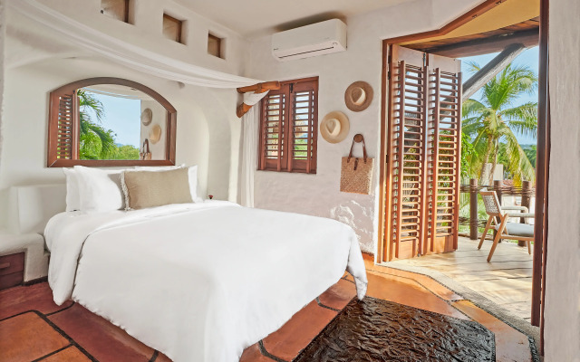 La Villa Luz Adults Only