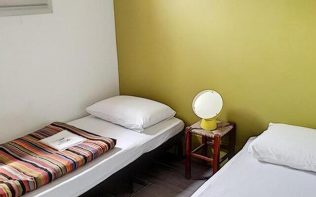 Appartement Bormes-les-Mimosas, 4 pièces, 6 personnes - FR-1-610-31