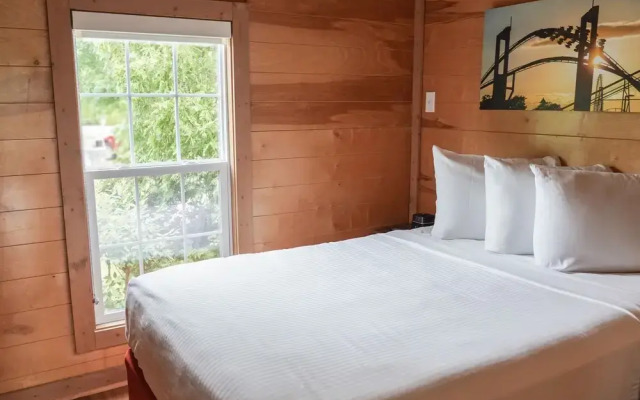 Cedar Point's Lighthouse Point