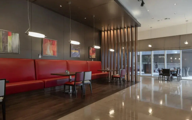 HiGuests - Damac Maison