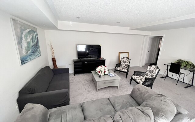 Luxury 2 bedroom 2 full baths rooms