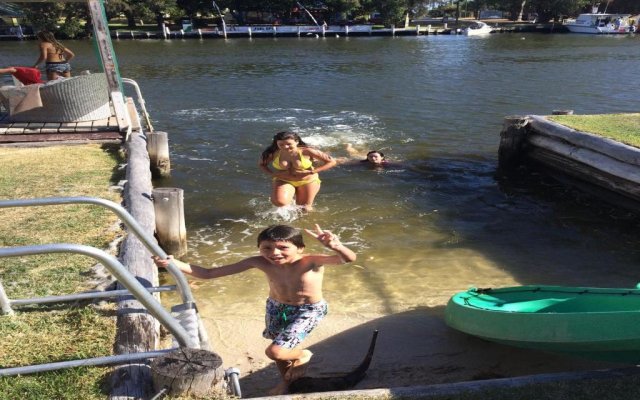 Mandurah Riverfront Holiday Rental