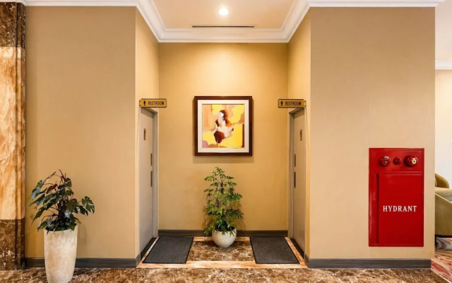 Grand Wahid Hotel – Guest Rooms – Salatiga