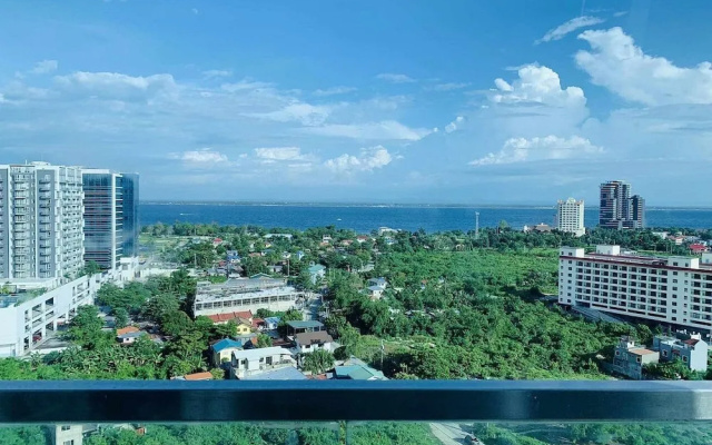Mactan Newtown One Bedroom Suite