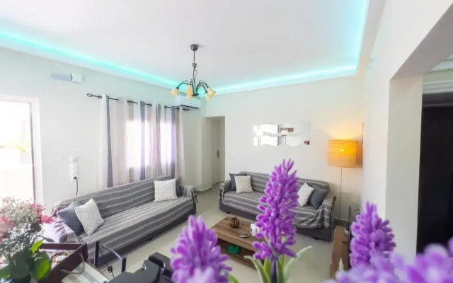 THEO Apartments 1