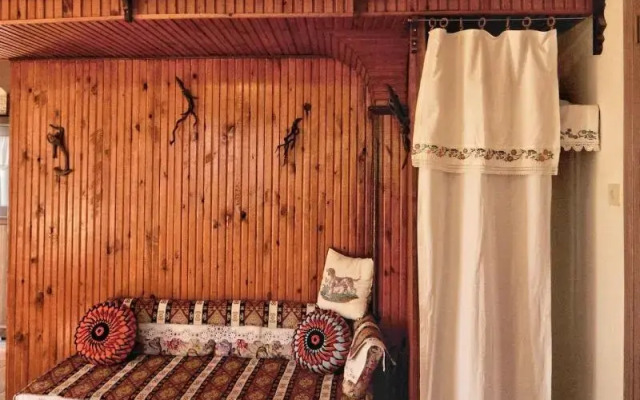 Saklı Konak
