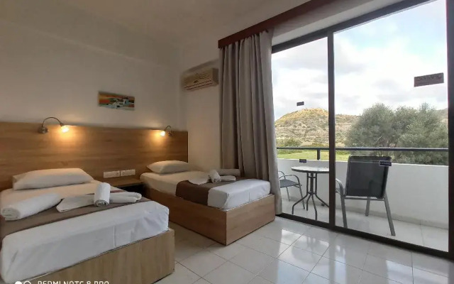Sotirakis Hotel Studios