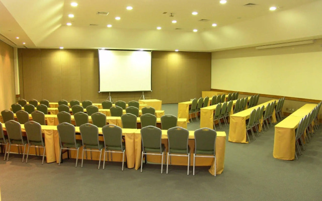 Estanplaza International