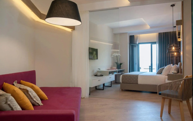 Seasabelle Hotel near Athens Airport