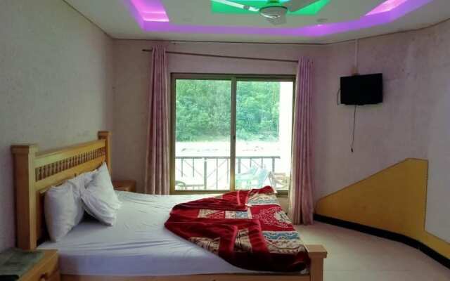 Pameer Continental Hotel and Restaurant