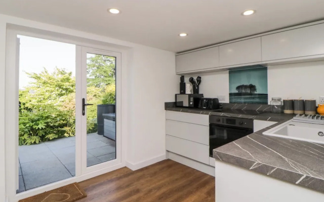 Riverview @ 1 Brunel View