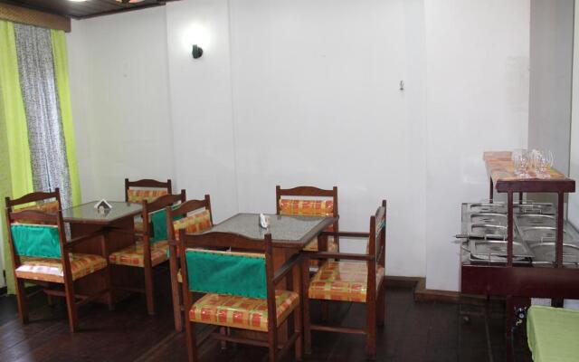 Irawo Hotel - Hostel