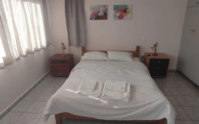 Lovely Modern Studio in Romanos Patras, Greece