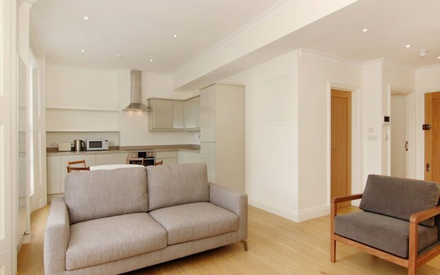 Lovely Apartment in London near Markham Square