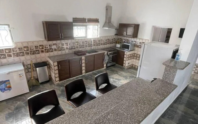 Spacious 4-bed Villa in Flic en Flac Roof top bar