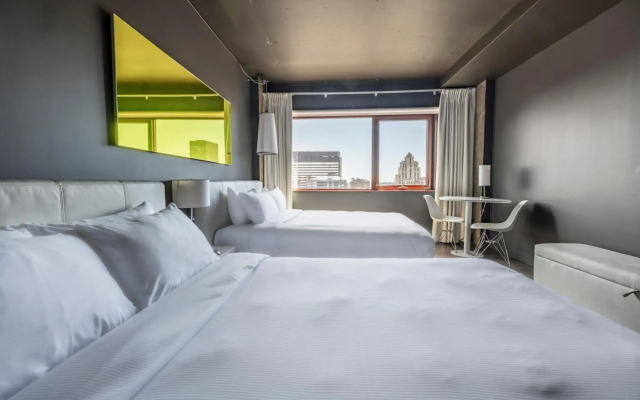 Hotel Zero 1