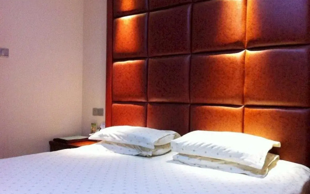 Xinyuan Business Hotel