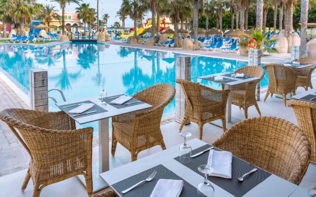 Mediterráneo Bay Hotel & Resort