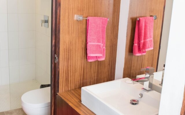 Kuxtal 205 by iMexico