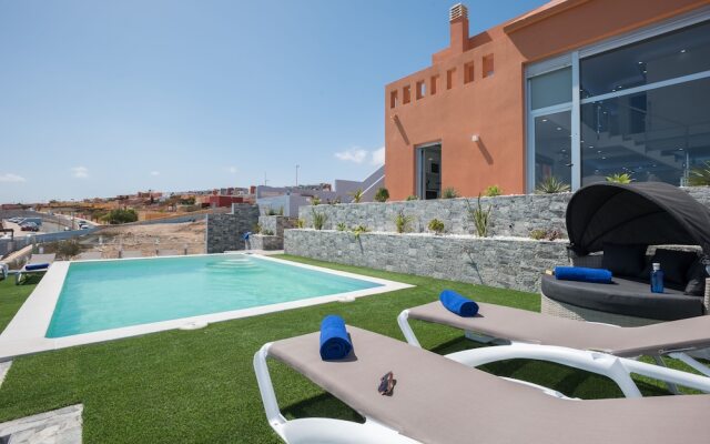 Villa Andrea, Ocean View, Heated Pool