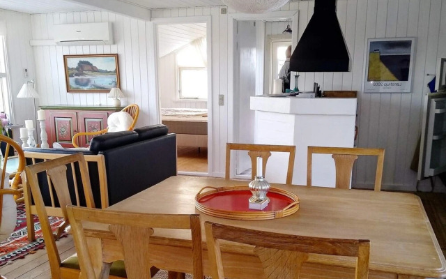 6 Person Holiday Home in Hjorring
