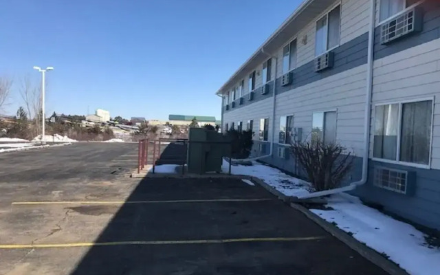 Selby Motel