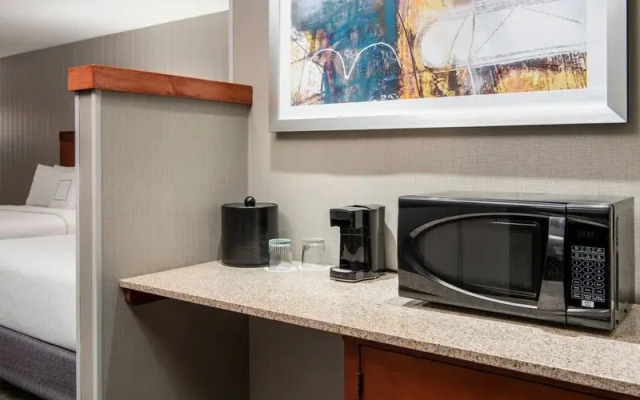 Courtyard Edmonton West