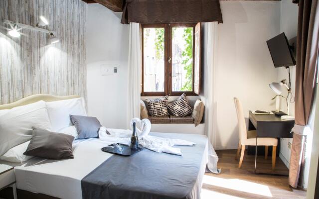 Do-Do Navona Suites