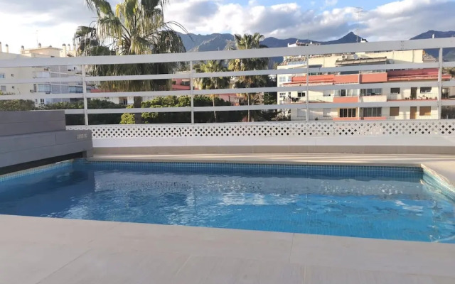 Pent-house, 3 Bedroom, Sleeps 6, Parking