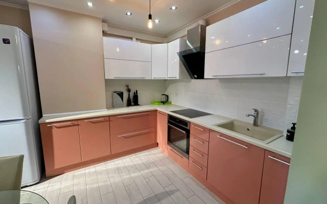 Апартаменты на улице Ады Лебедевой 47