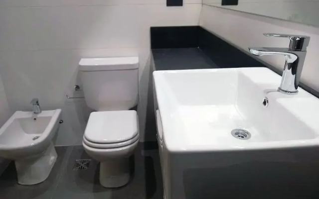 Loi Flats Neuquen,  Edificio Tucuman