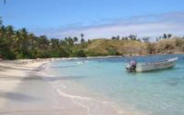 Safe Landing Eco Lodge