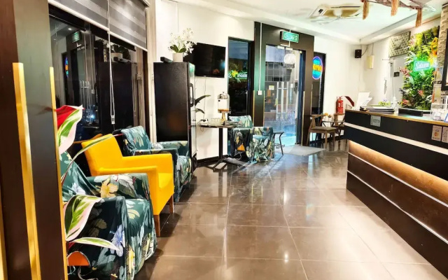 Salaam Suites Hotel