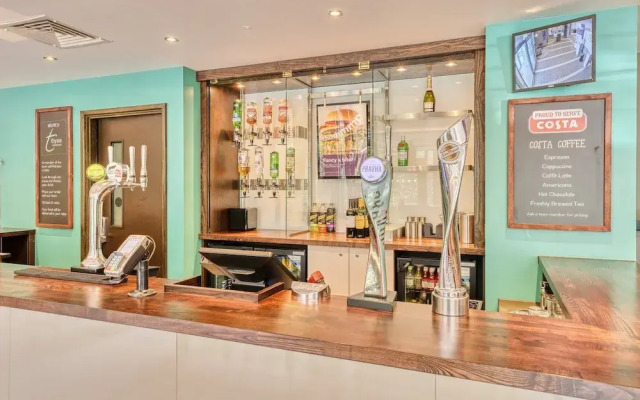 Premier Inn Rickmansworth Hotel