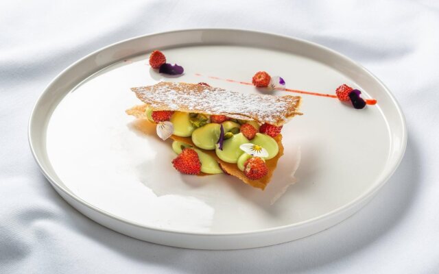 Crowne Plaza Paris - Neuilly