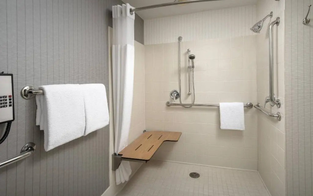 Courtyard Tacoma Downtown