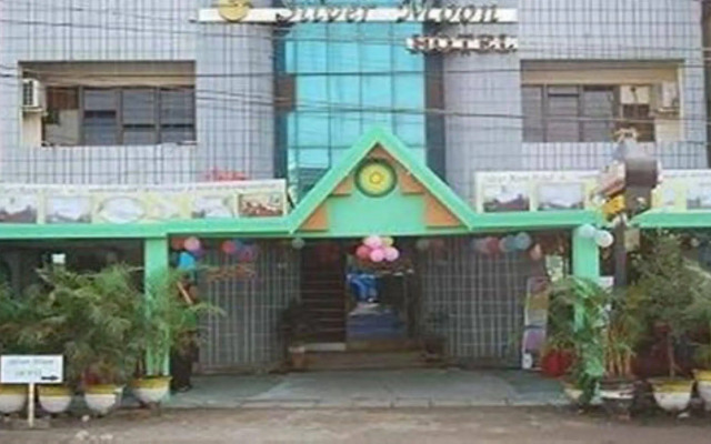 Silver Moon Hotel