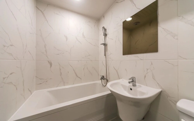 Changwon Jinhae Hotel Lrui