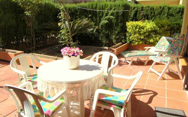 Planta Baja Con Jardin Privado Cerca De La Playa