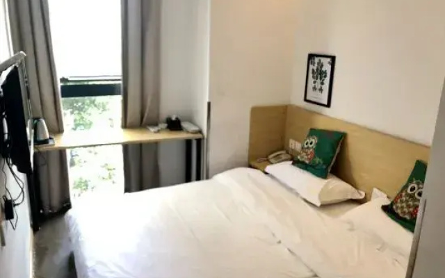 Lemon Tree Hotel