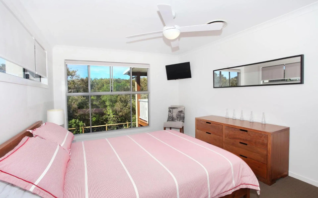 15 Wave Crescent Mount Coolum - Pet Friendly, WIFI, Foxtel, Linen Included – Guest Rooms – Mount Coolum