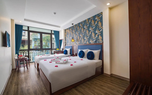 Holiday Emerald Hotel