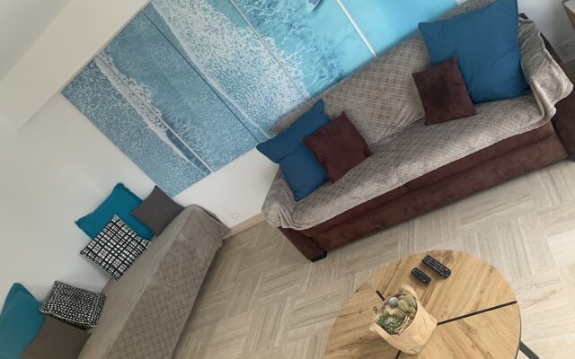 Studio moderne - Port de Mandelieu - Proche Mer -