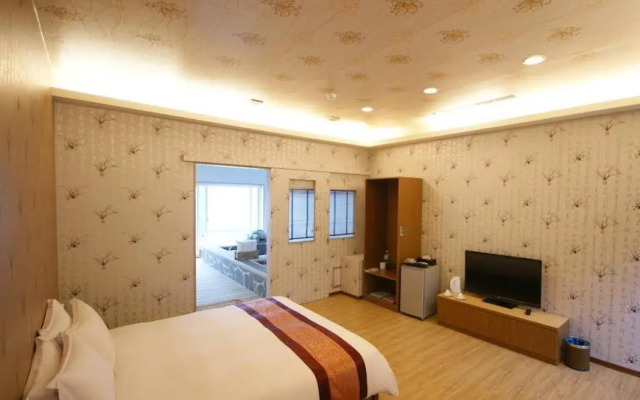 Garden Resort Hot Spring