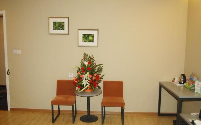 Luoyang Aviation E Home Inn