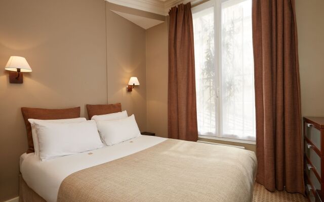 Hotel De Sevres