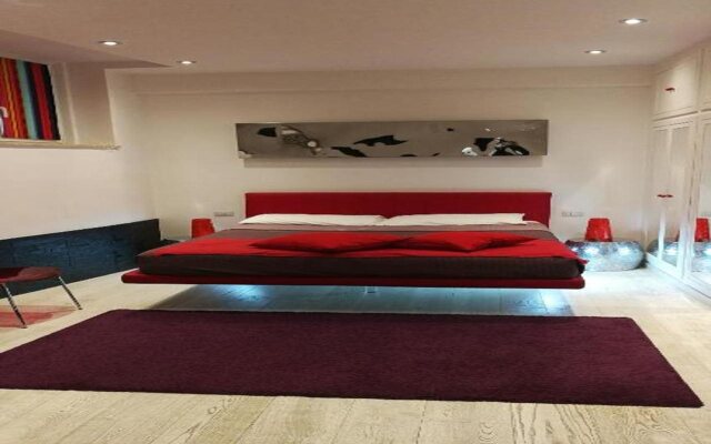 Two Chic Guesthouse
