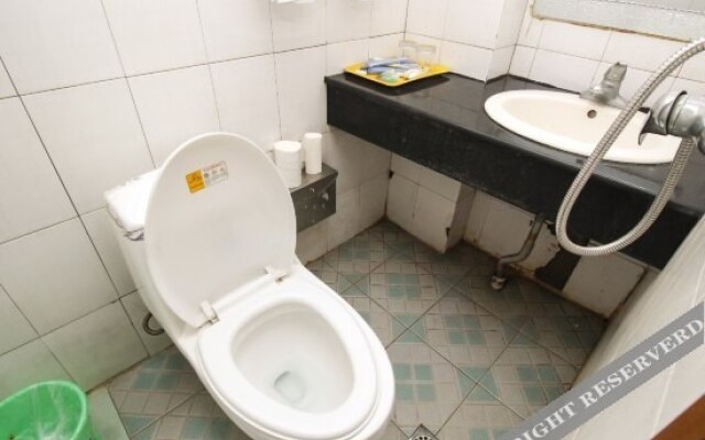 Jinshun Hostel